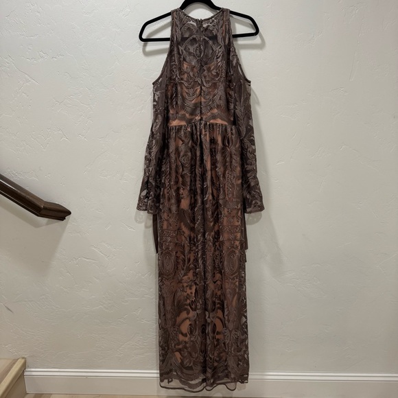 True Decadence Women's 6 Maxi Formal Dress Brown Wedding Cold Shoulder - Picture 9 of 14
